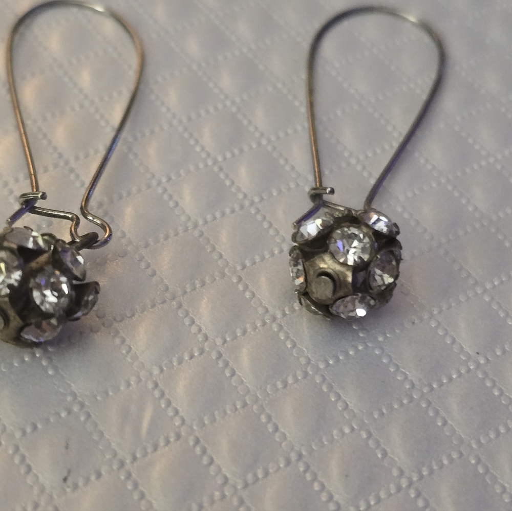Silver Tone Clear Rhinestone Drop Threader Statement Earrings - Picture 7 of 8